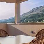 Leandra Near Omis, Private Pool