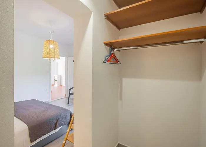 Villa Leandra Near Omis, Private Pool *